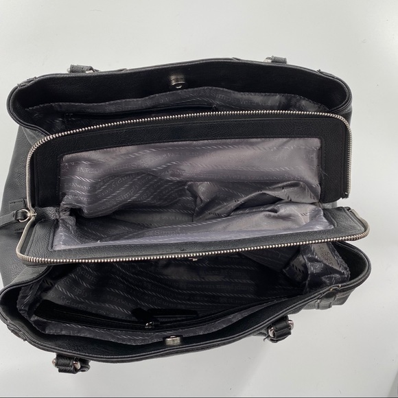 2/$25 Simply Vera wang black structured bag - Picture 4 of 5